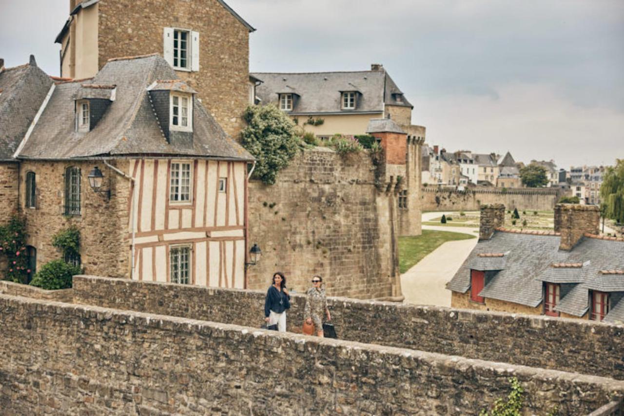 Appartement Neuf Rdc Avec Terrasse A Vannes Centre エクステリア 写真