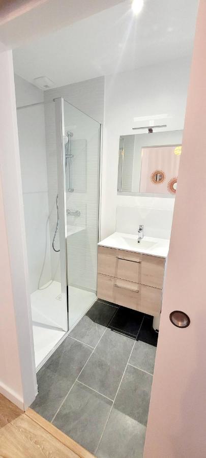 Appartement Neuf Rdc Avec Terrasse A Vannes Centre エクステリア 写真